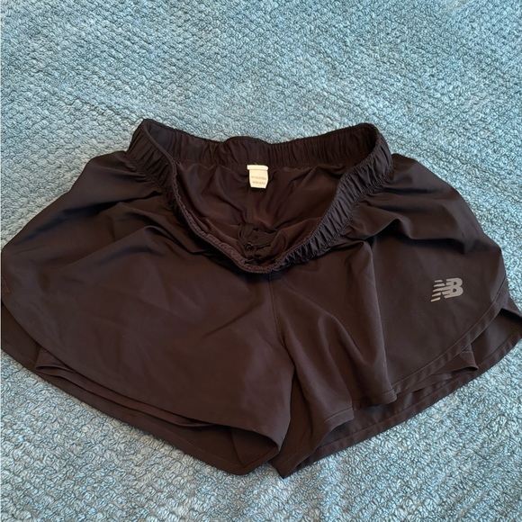 New Balance - Picture 2 of 2